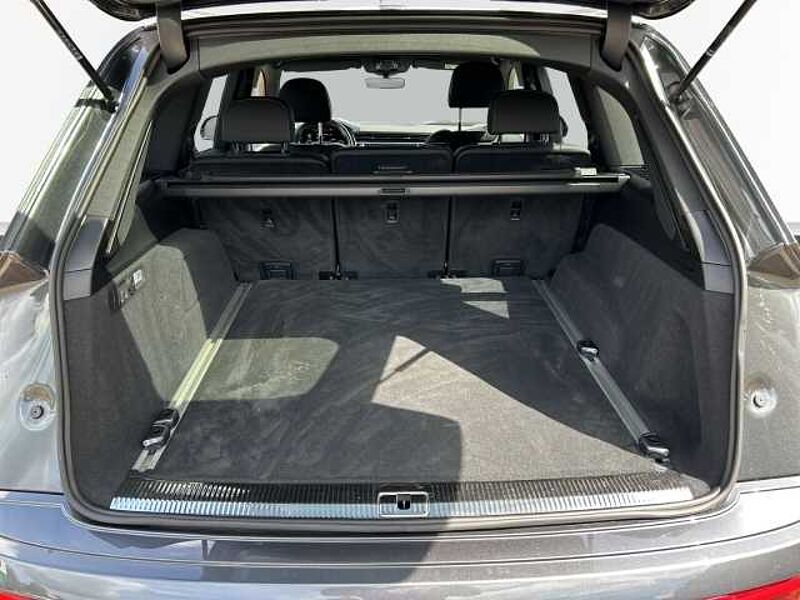 Audi Q7 55 TFSIe quattro S-LINE+MATRIX+LEDER/ALCAN.