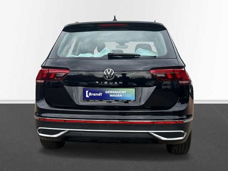 Volkswagen Tiguan 1.5 TSI Elegance DSG+MATRIX+NAVI+PDC+AHK