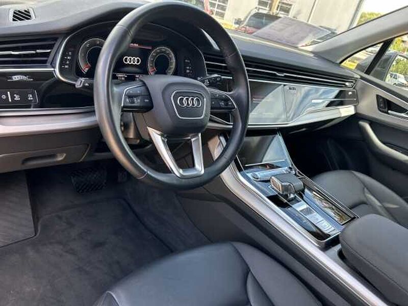 Audi Q7 45 TDI quattro S-LINE+MATRIX+STANDH. +NAVI+AHK