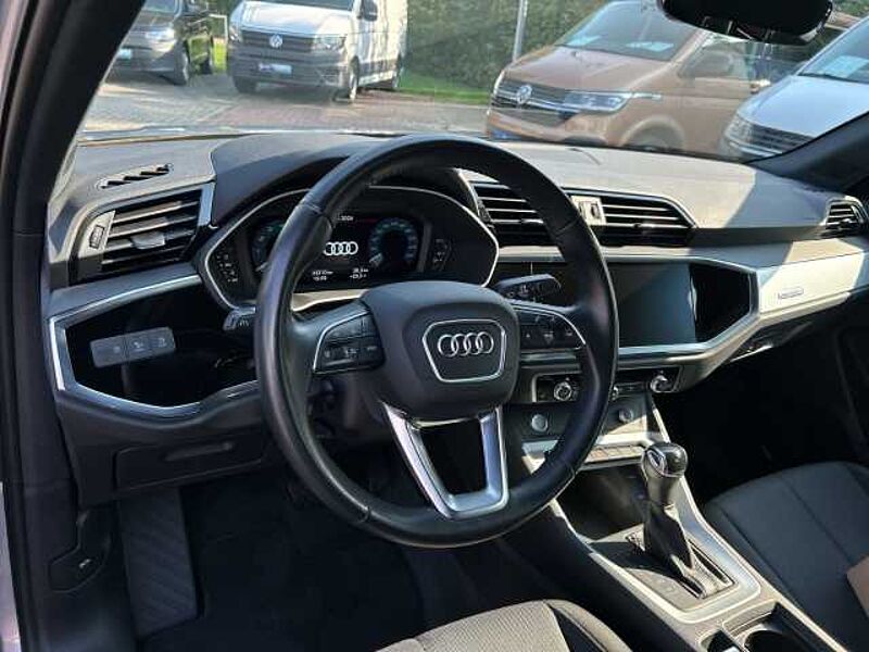 Audi Q3 35 TFSI advanced S-TRONIC+LED+NAVI+TEMPOM.