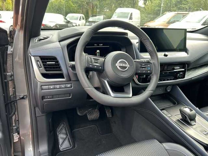 Nissan Qashqai Tekna MH Automatik Winterpaket 360 Grad-Kamera, .. .