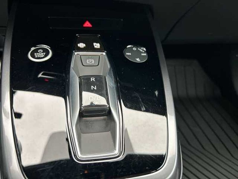 Audi Q4 e-tron 35 S-LINE+MATRIX+LEDER+HUD+NAVI+KAMERA