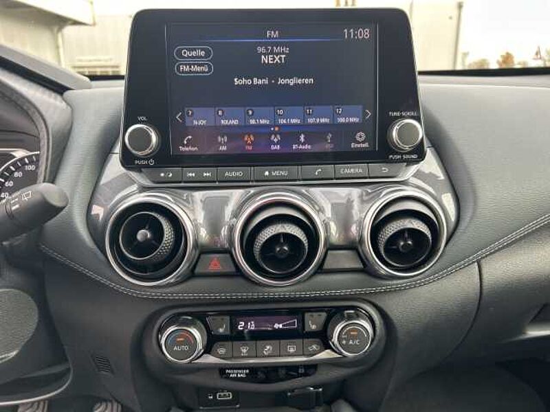 Nissan Juke 1.0 DIG-T N-Connecta LED+GRA+PDC HI. +KAMERA