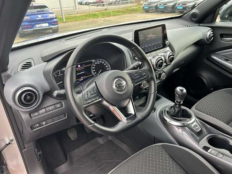 Nissan Juke 1.0 DIG-T N-Connecta LED+GRA+PDC HI. +KAMERA