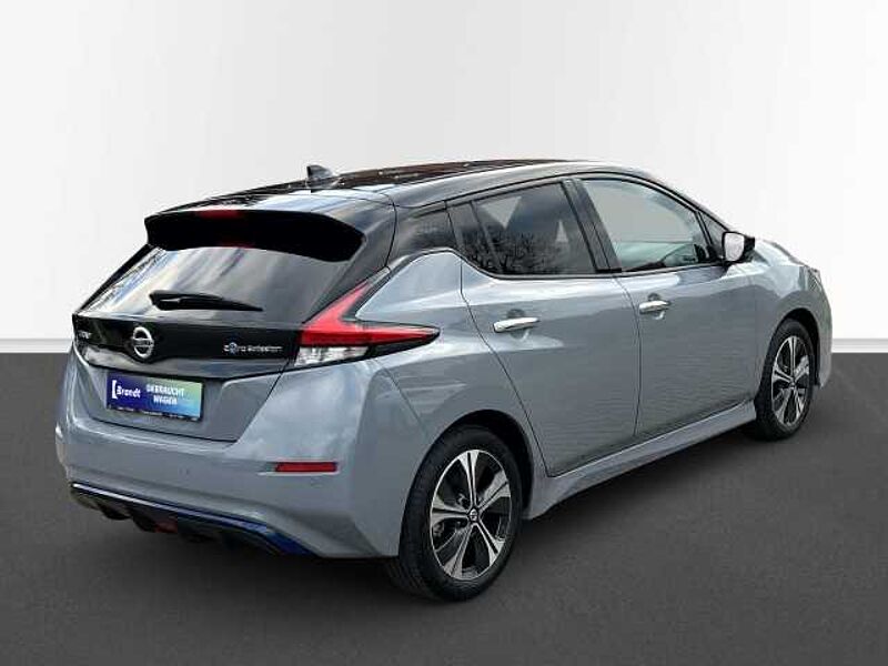 Nissan Leaf ZE1 40 kWh WÄRMEPUMPE+KAMERA+SITZH. V+H