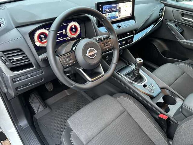 Nissan Qashqai 1.3 Dig-T MHEV N-Connecta LED+NAVI