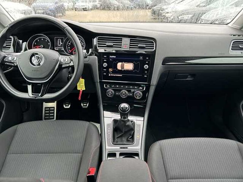 Volkswagen Golf VII 1.0 TSI Sound NAVI+ACC+PDC+KAMERA+AHK