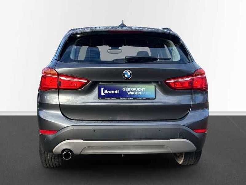 BMW X1 sDrive 18i Advantage HUD+AHK+TEMPOMAT