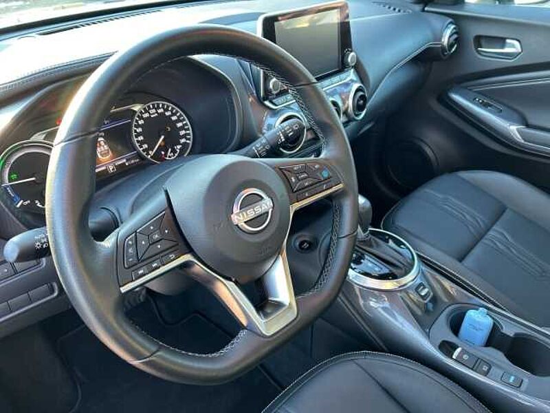 Nissan Juke 1.6 Tekna Hybrid AUTOM. +LED+LEDER+NAVI